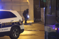 بالفيديو: الشرطة تُعالج جسماً مشبوهاً وسط مدينة يافا وأزمة مرورية في المكان 